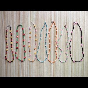 Daisy flower chokers